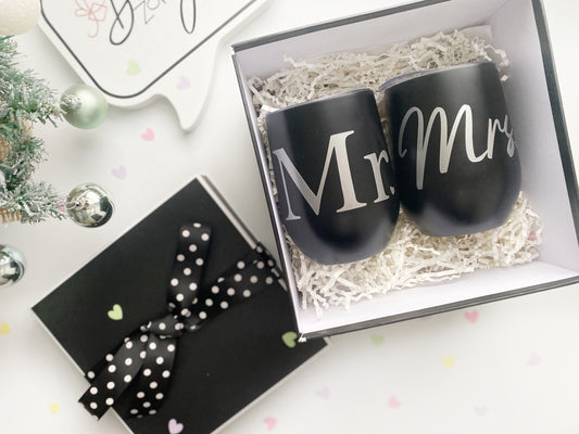 Mr and Mrs Black Tumblers - Gift Box included